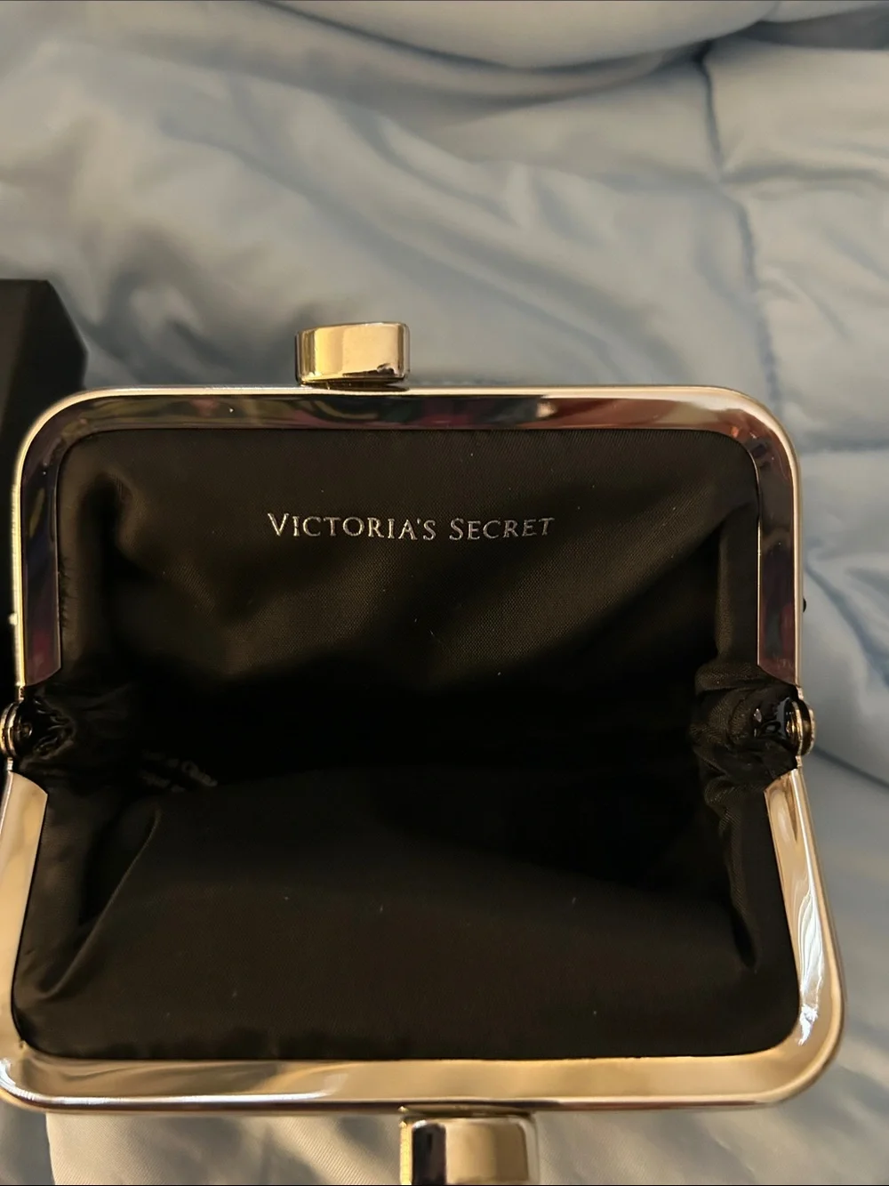 Victoria Secret “angel forever” Black Sequin Kiss-Lock coin purse “NWOT”